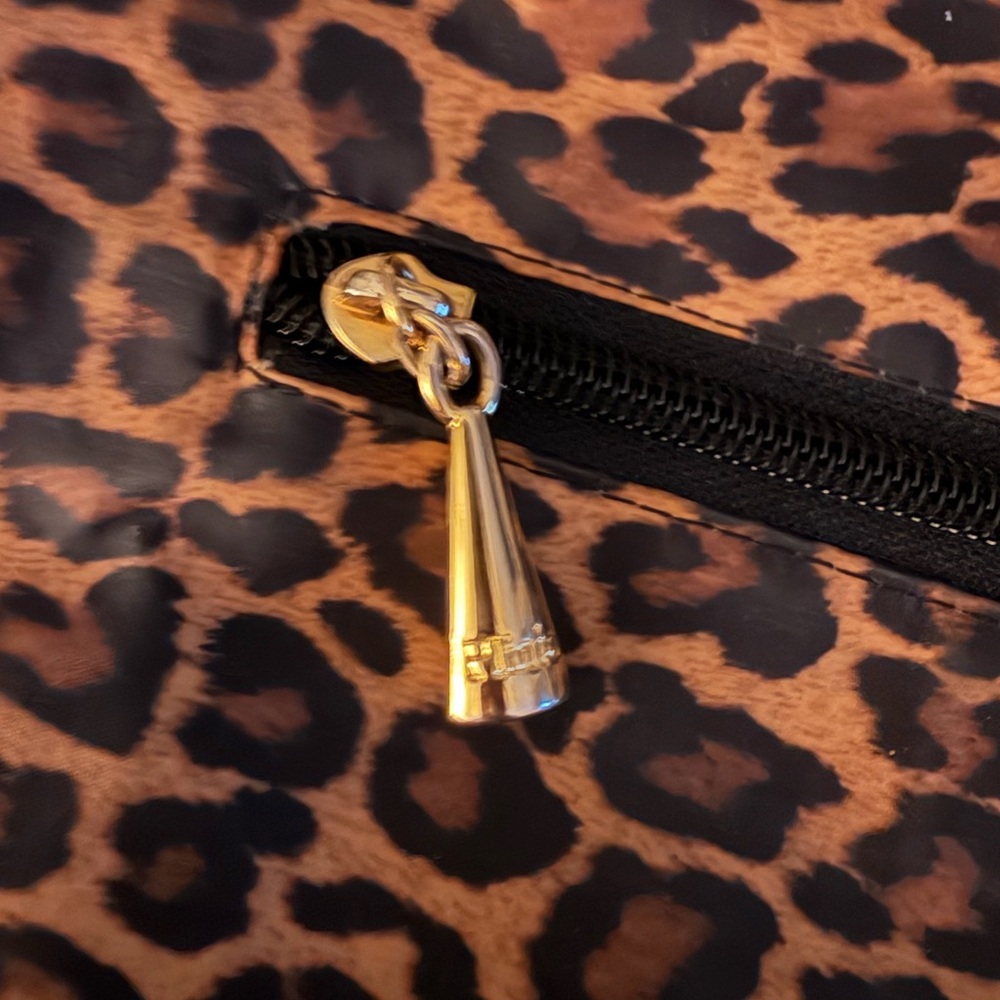 Plineo Visona Leopard Print Handbag with Bamboo Handle - Picture 6 of 10